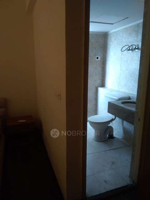 1 BHK Flat In Paras Seasons, Sector 168, Noida For Sale  In Sector 168, Noida