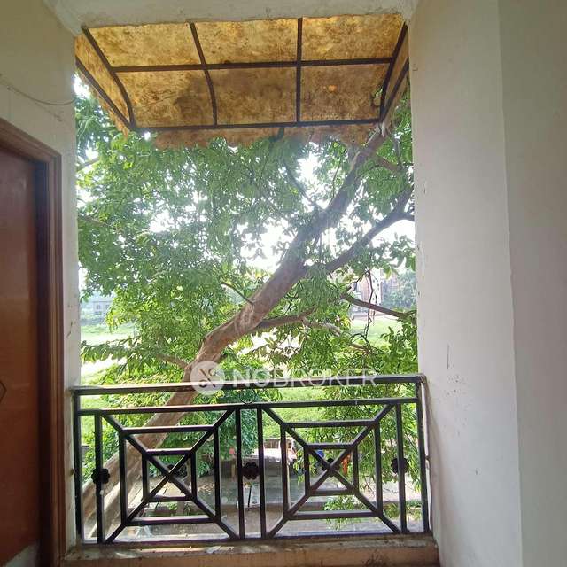 2 BHK Flat For Sale  In Rohini