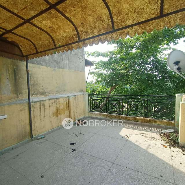 2 BHK Flat For Sale  In Rohini