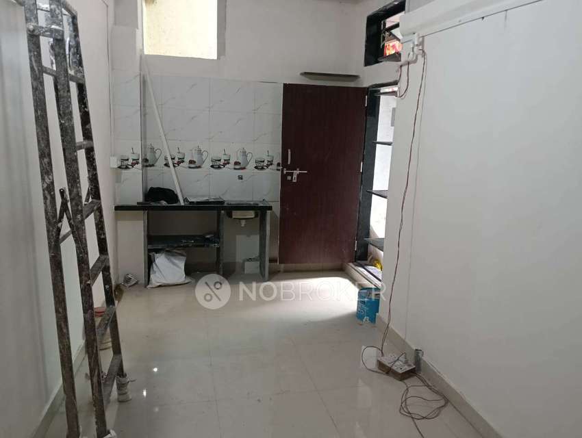 1 RK House for Rent  In Somvar Peth