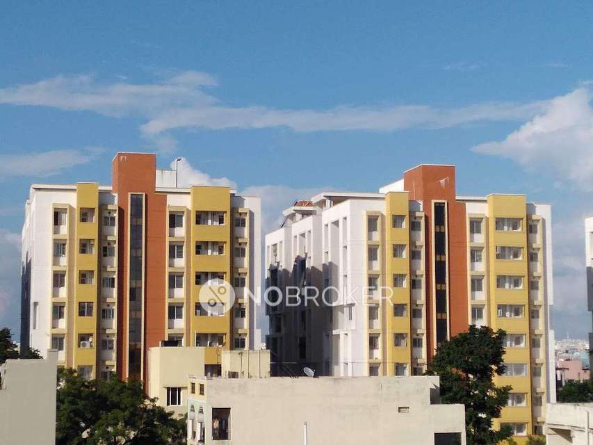 1 BHK Flat In Ridge Towers For Sale  In Balanagar