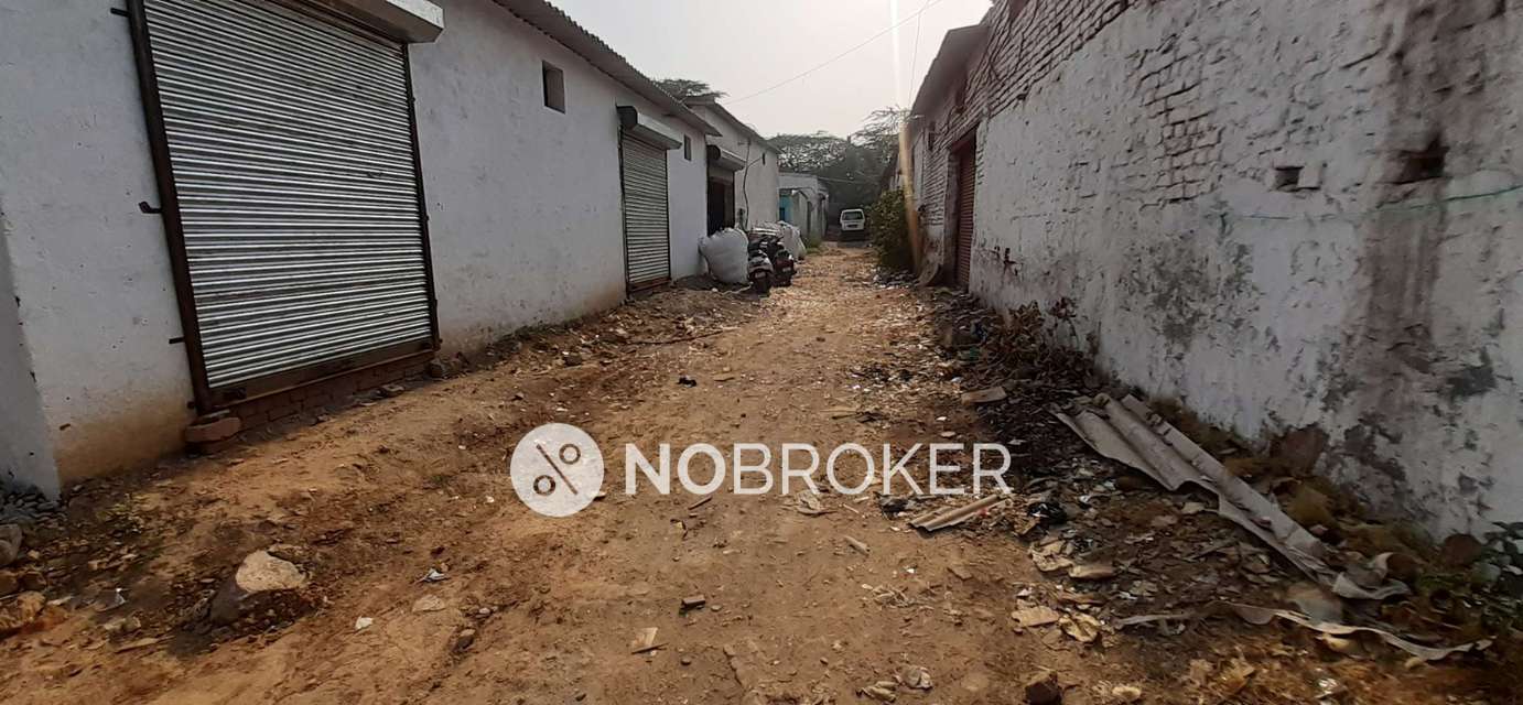 Godown/Warehouse in Sector 31, Faridabad for Rent 