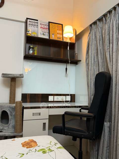 2 BHK Flat In Mayfair Hillcrest For Sale  In Vikhroli West