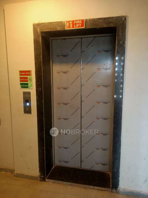 1 BHK Flat In Vardhan Heights For Sale  In Chembur West