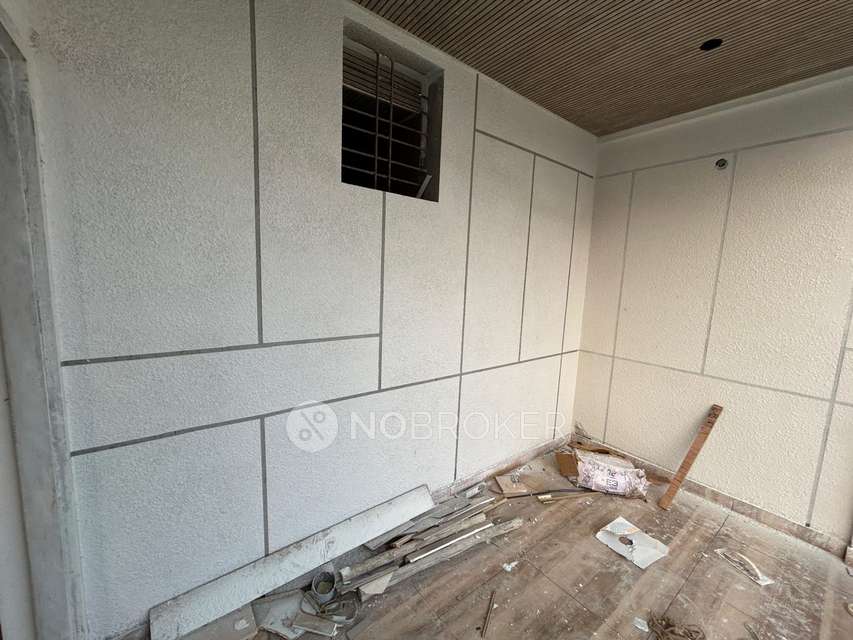 4+ BHK Flat For Sale  In Srinivaspur