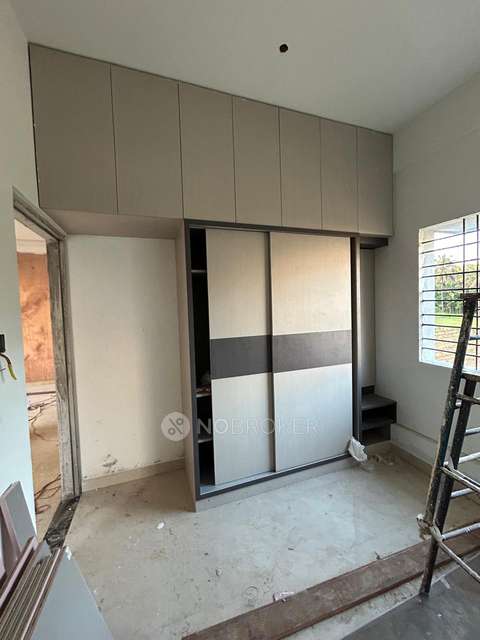 4+ BHK Flat For Sale  In Srinivaspur