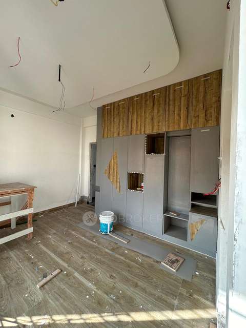4+ BHK Flat For Sale  In Srinivaspur