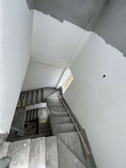 4+ BHK Flat For Sale  In Srinivaspur