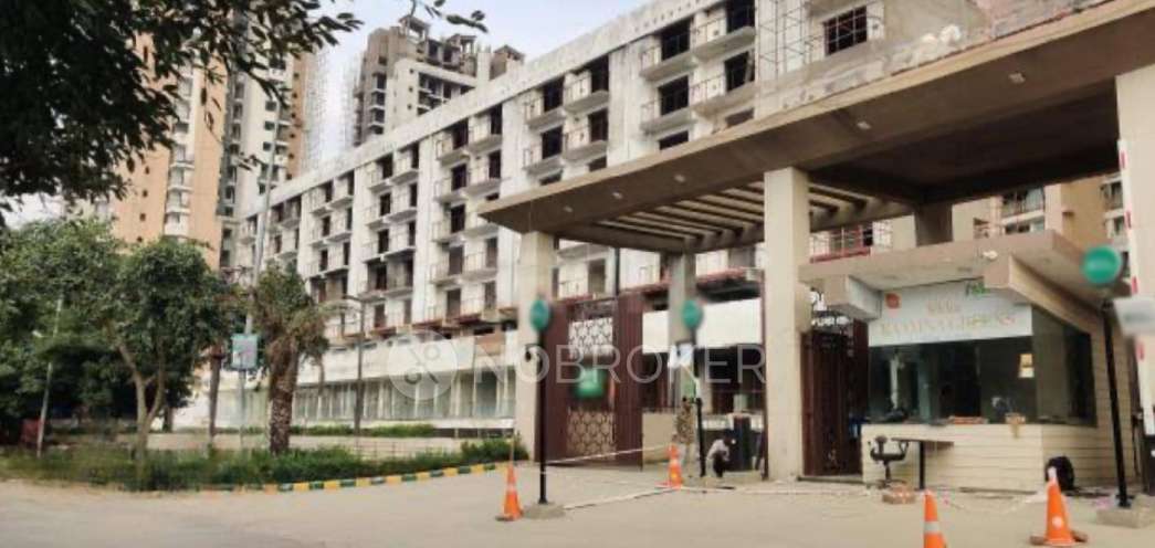 Shop in Sector 143, Noida for Rent