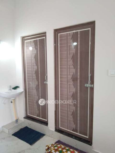 1 RK House for Rent  In 341, 5th Block, Kle Law College Road, Venkateshwara Swamy Temple, Near Muddinpalya, 5th Block, Vishweshwaraiah Layout, Annapurneshwari Nagar, Bengaluru, Ullal, Karnataka 560091, India