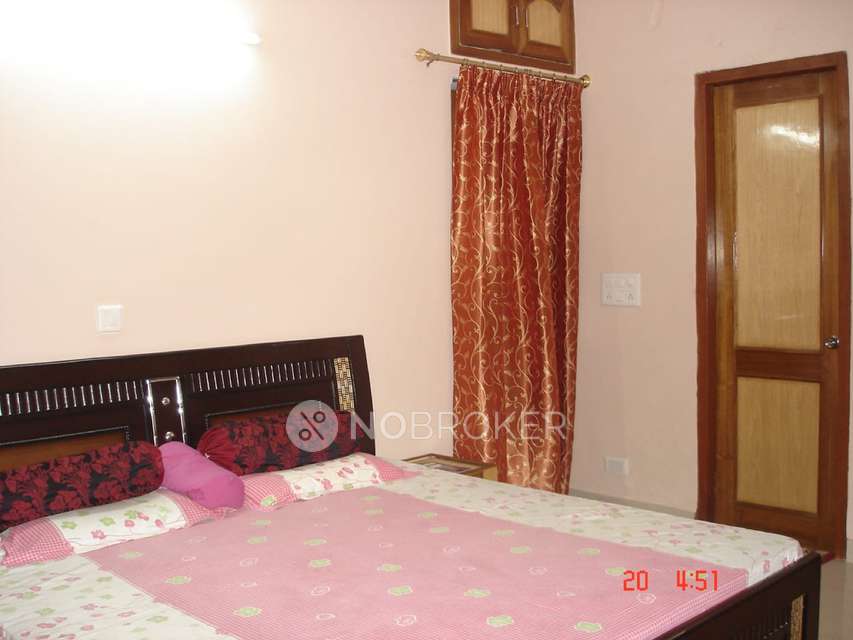 3 BHK Flat In Mayur Dhwaj Apartment For Sale  In  Patparganj, New Delhi