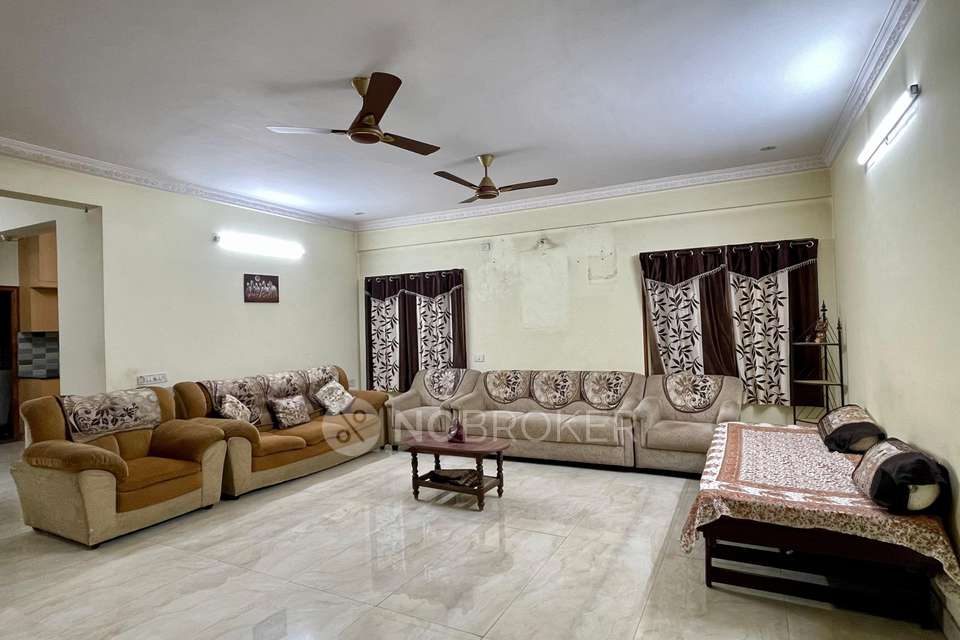 4+ BHK Flat In Smruthi Apartments For Sale  In Indiranagar