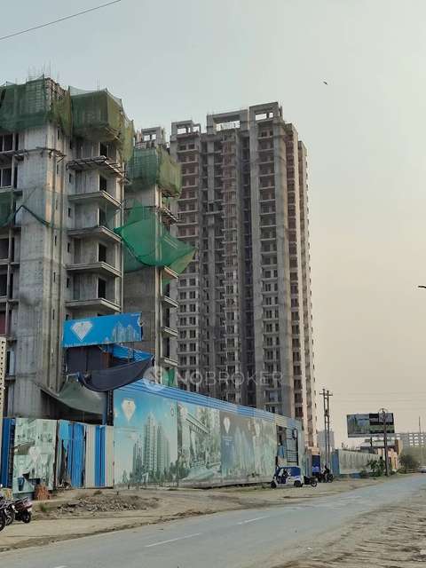 3 BHK Flat In Spring Elmas For Sale  In Sector 12