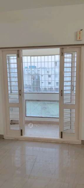 2 BHK Flat In Aks Radiance Phase 2 For Sale  In Perumbakkam