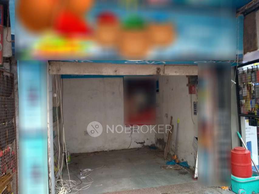 Shop in New Friends Colony, Delhi for Rent 