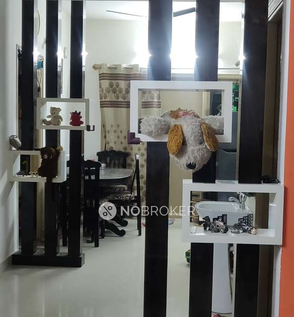 2 BHK Flat In Sai Patan Towers For Sale  In  Hebbal Kempapura,