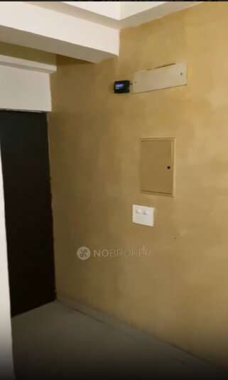 2 BHK Flat In Amrapali Princely Estate For Sale  In Sector-76