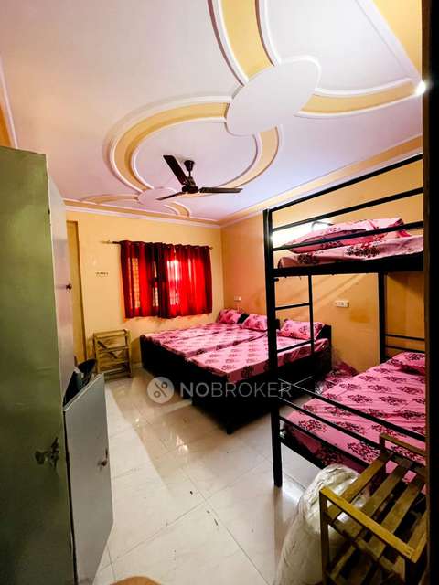 PG for Girls in Sector 12