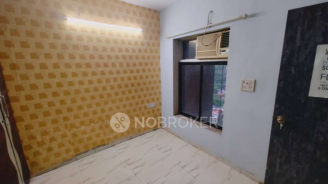 2 BHK Flat In Royal Palms Garden View For Sale  In Goregaon East