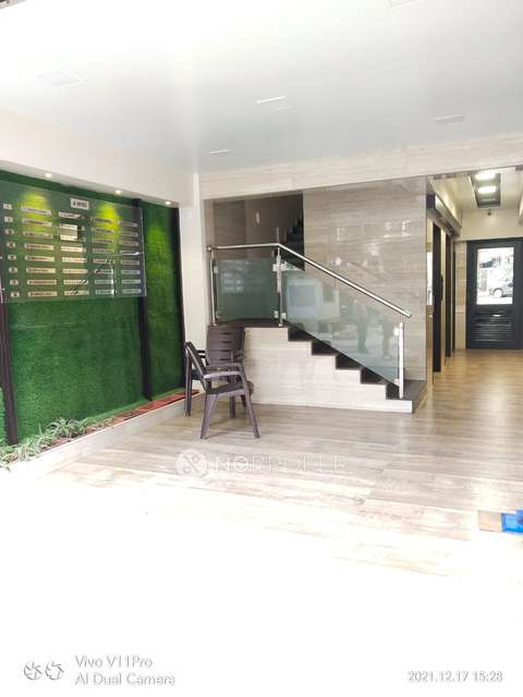 2 BHK Flat In Krishnalaya Society Chs For Sale  In Sion West