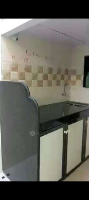 1 RK Flat In  Morya Building, Near Chinchpokli Station (e) for Rent  In Chinchpokli 