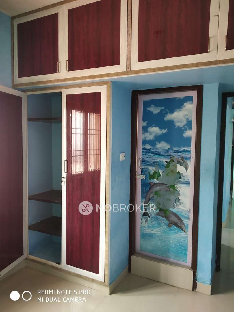Independent House Poonamallee Rent WITHOUT BROKERAGE Semifurnished 2 BHK Rental Flat in