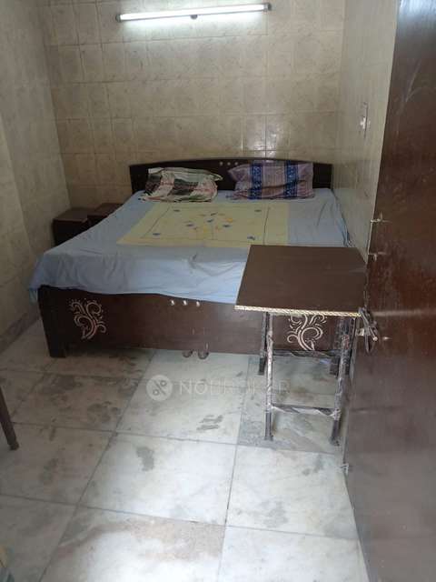 2 BHK Flat In Dda Flat  for Rent  In  Keshav Puram