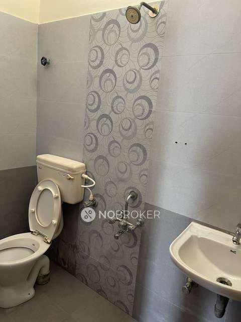 2 BHK Flat In Rucons Pramoda For Sale  In Perumbakkam