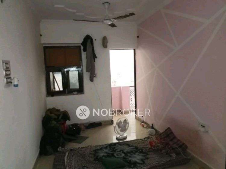 1 BHK House for Rent  In Sector 17, Rohini