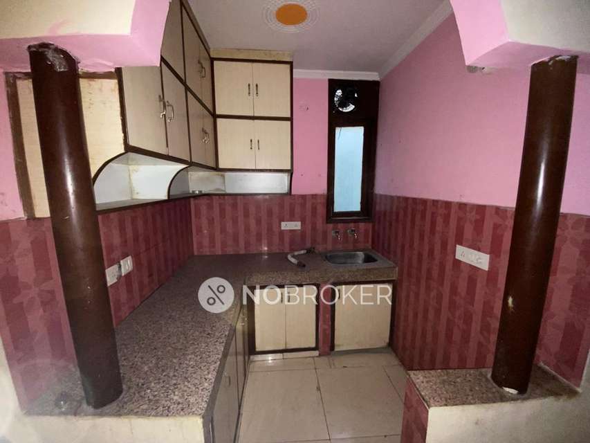 1 BHK Flat In Standalone Building  for Rent  In Govindpuri