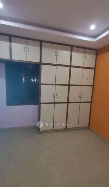 2 BHK Flat In Vinay Towers For Sale  In Yapral
