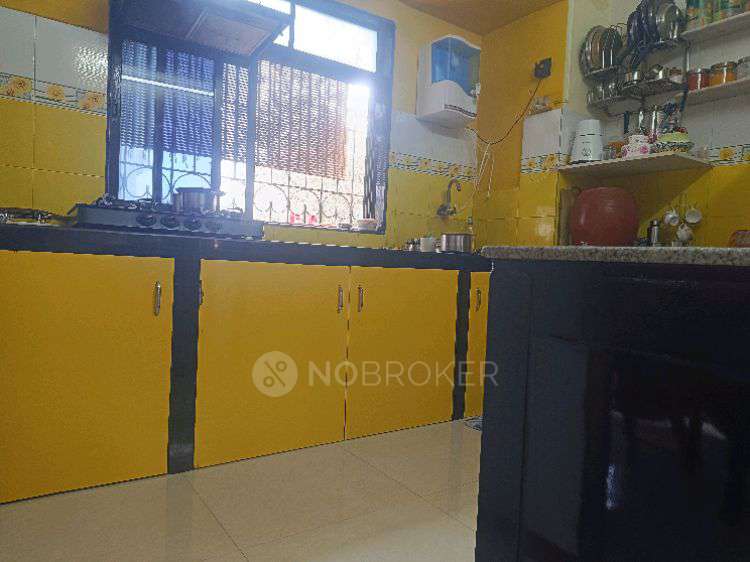 2 BHK Flat In Shri Om Sai Chs For Sale  In Nerul