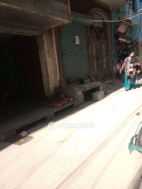 1 RK Flat for Rent  In Bhajanpura 