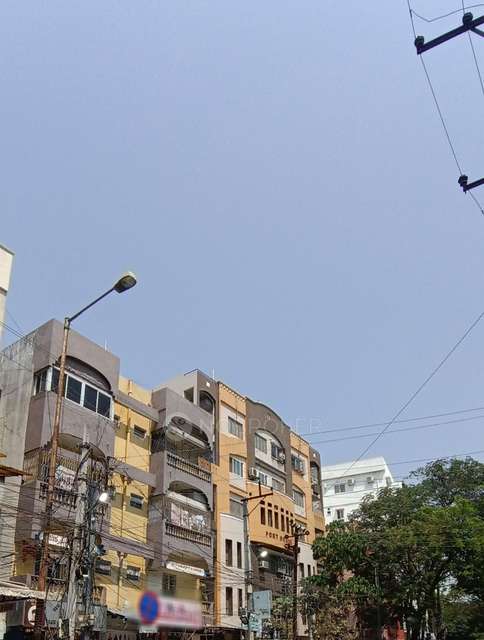 2 BHK Flat In Markaz Castle For Sale  In Masab Tank