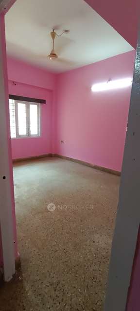 2 BHK Flat In Markaz Castle For Sale  In Masab Tank