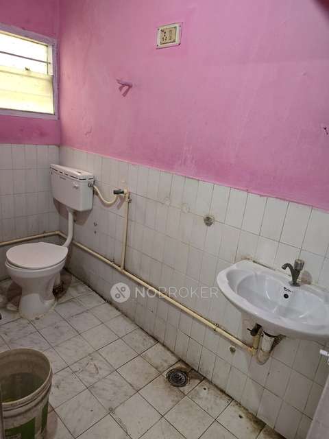 2 BHK Flat In Markaz Castle For Sale  In Masab Tank