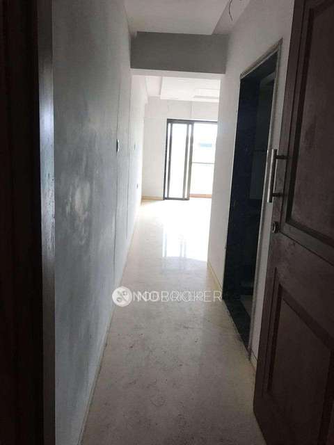 2 BHK Flat For Sale  In Chembur West