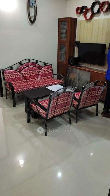 2 BHK Flat In Mm Anandham Building, Kolapakkam for Lease  In Kolapakkam