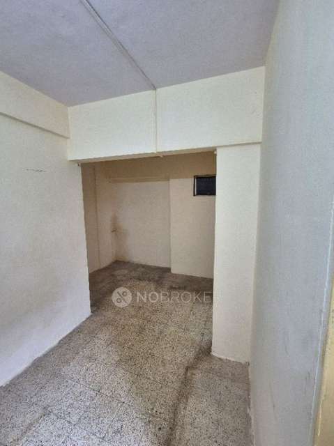 1 RK Flat In Sharada Plaza for Rent  In Rasta Peth