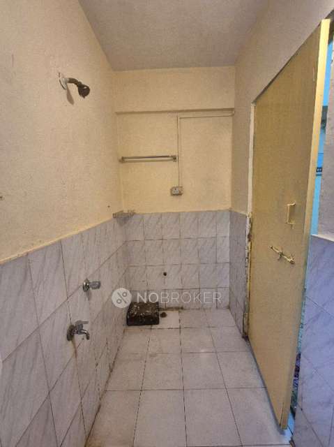 1 RK Flat In Sharada Plaza for Rent  In Rasta Peth