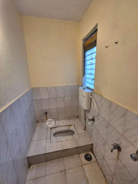 1 RK Flat In Sharada Plaza for Rent  In Rasta Peth