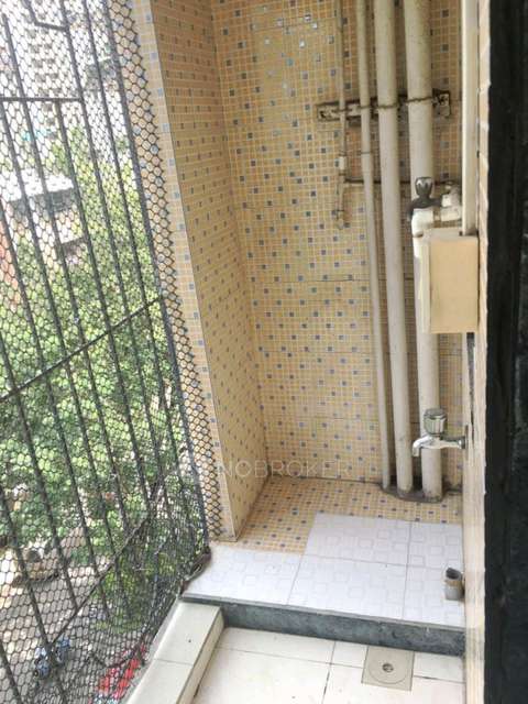 2 BHK Flat In Amesh Chs  For Sale  In Tilaknagar Railway Station