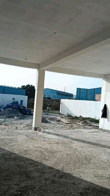 Godown/Warehouse in "dadha" The Village Heritage, Greater Noida for Rent 