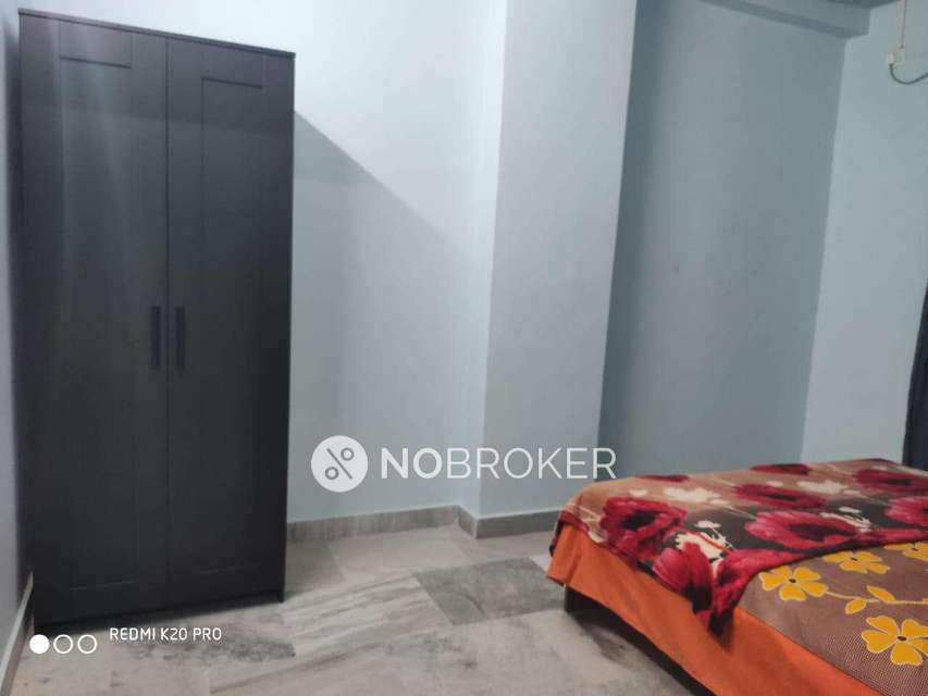 3 BHK Flat In Qamar Enclave For Sale  In Banjara Hills