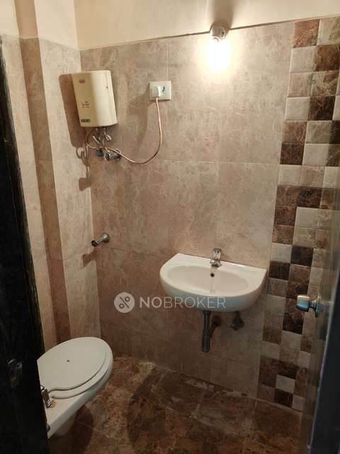 2 BHK Flat In Raj Shivganga For Sale  In Malad West