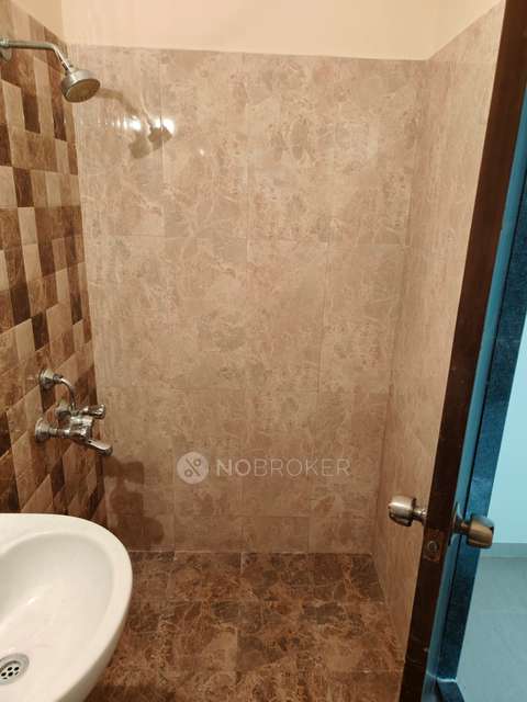 2 BHK Flat In Raj Shivganga For Sale  In Malad West