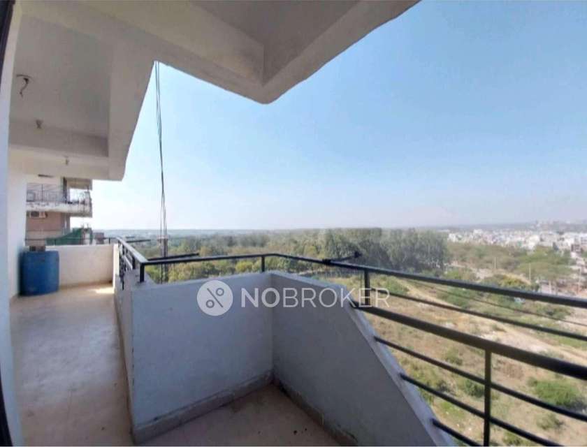 3 BHK Flat In Pashupati Housing Society For Sale  In Sector 48