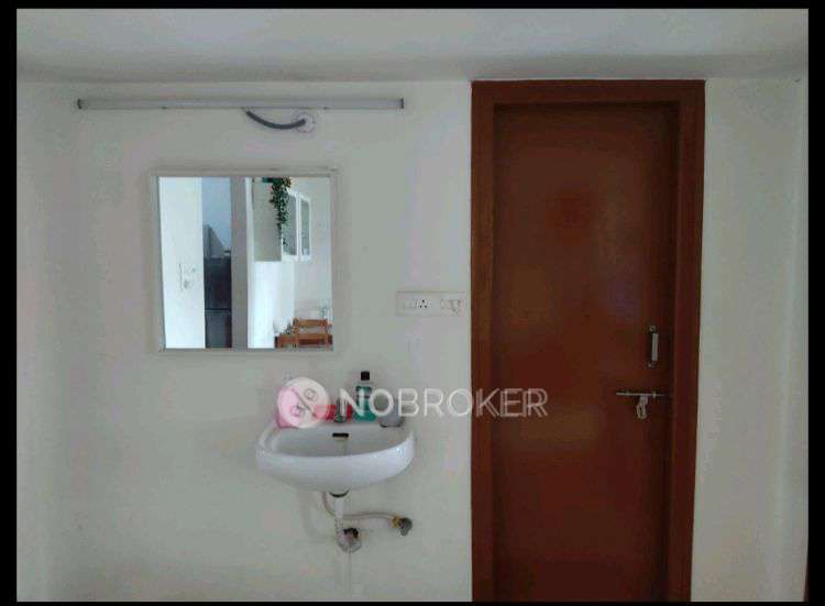 2 BHK Flat In R R Heights Miyapur For Sale  In Matrusri Nagar, Hafeezpet
