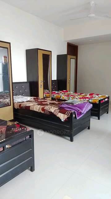 PG for Anyone in Marol Naka