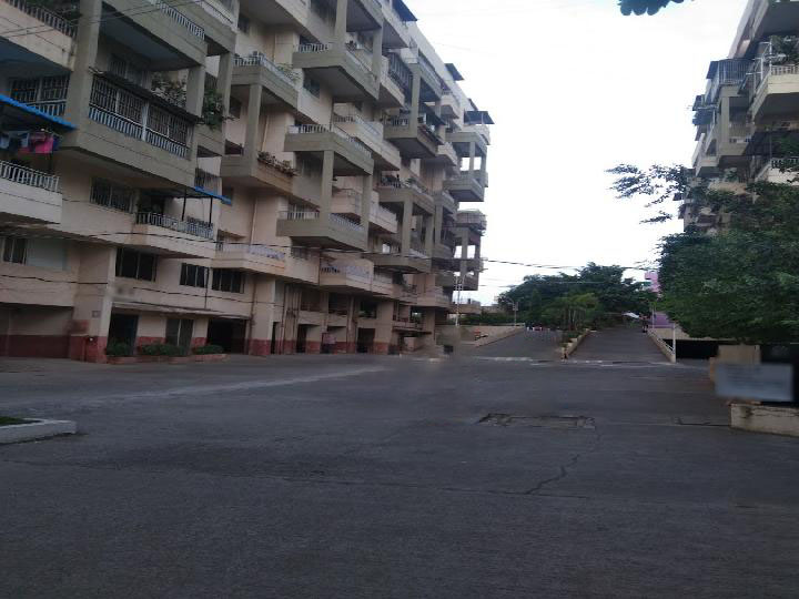 Mantra Majestica Apartment